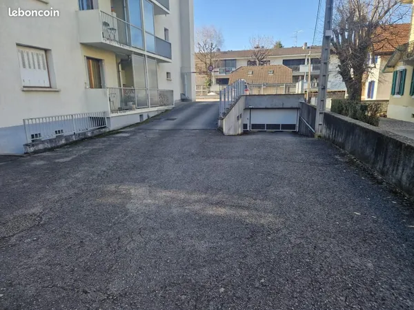 Garage/box 14 m² Annecy