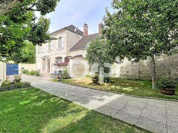 Maison 6 pièces 122 m²