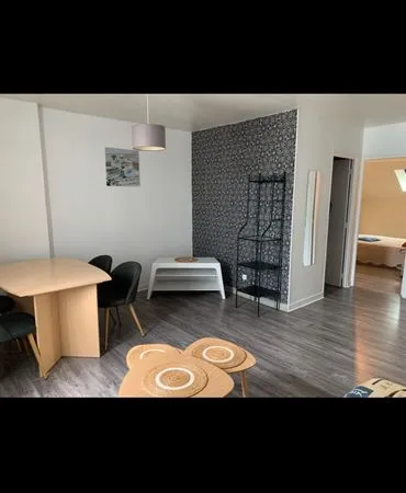 Loue meublé 49m2 -2 pièces 590 Cc