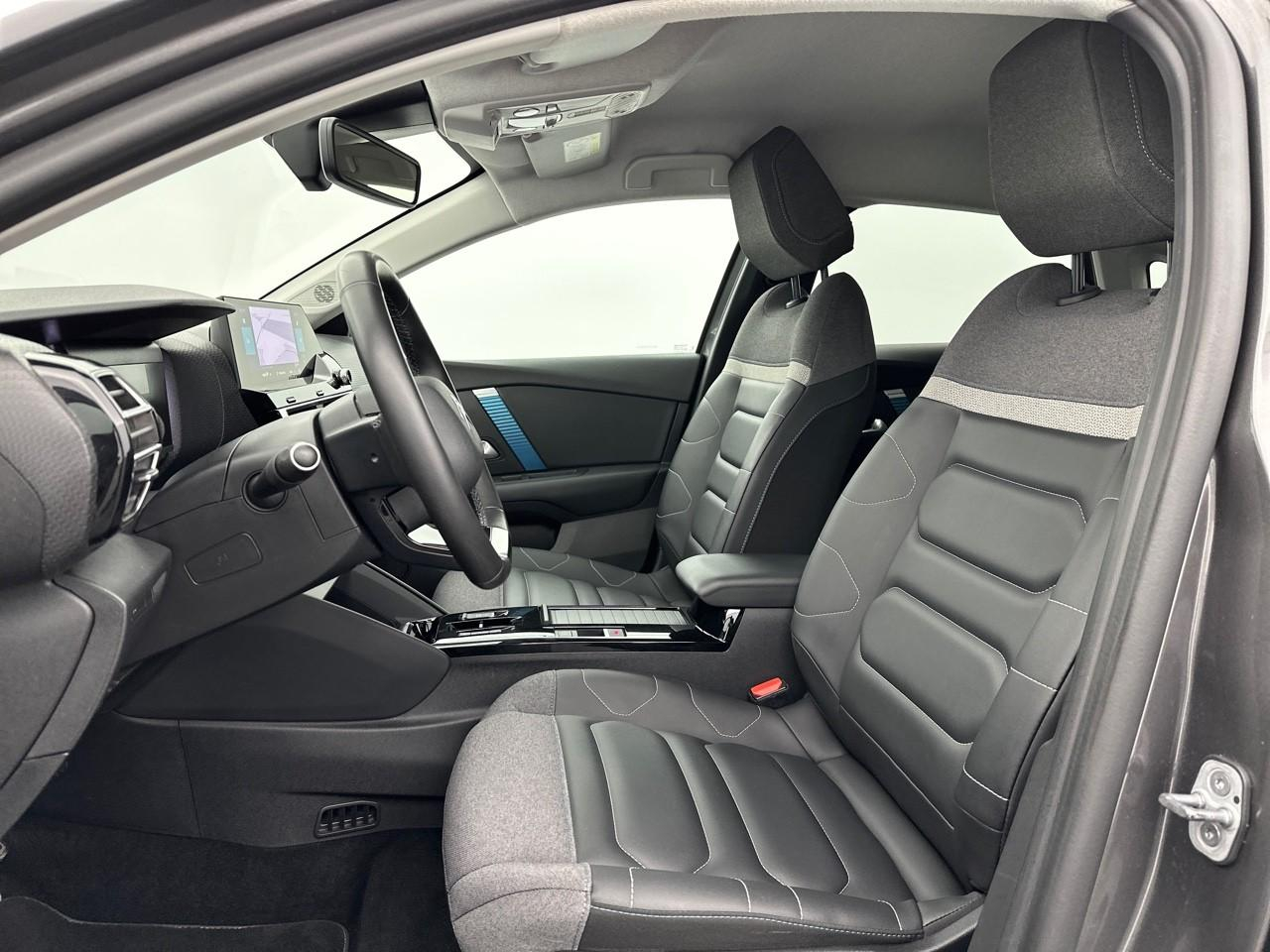 Citroën C4 e-c4 136 ch automatique shine — photo 9