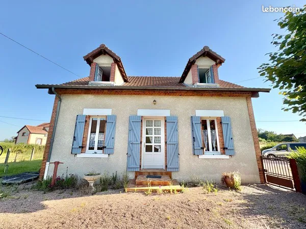 Maison St Didier en Donjon