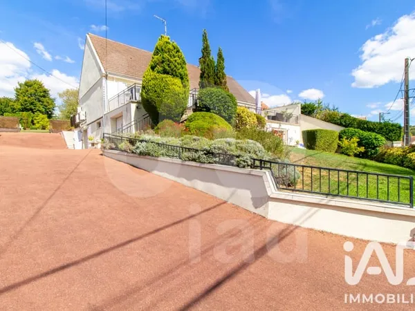 Maison 7 pièces 275 m²