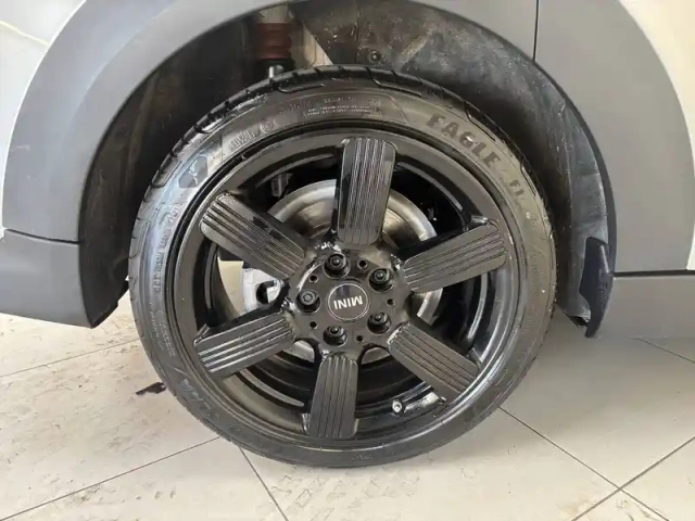 Mini Mini hatch 5 portes cooper 136 ch dkg7 — photo 17