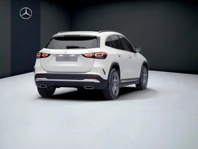 Mercedes Gla 220 d 4matic amg line — photo 23