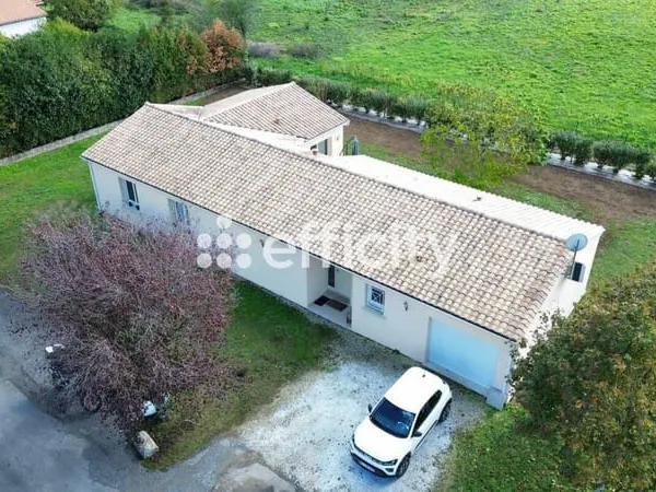 Maison de plain-pied 6 pièces 115 m²