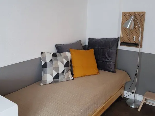 Studio 1 pièce 12 m²