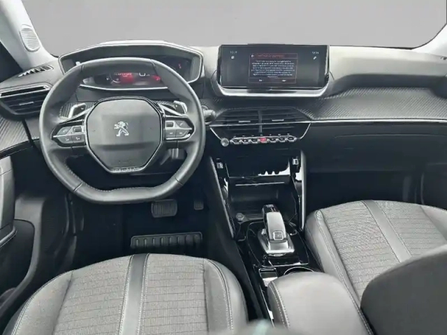 Peugeot 2008 bluehdi 130 s&amp;s eat8 — photo 8