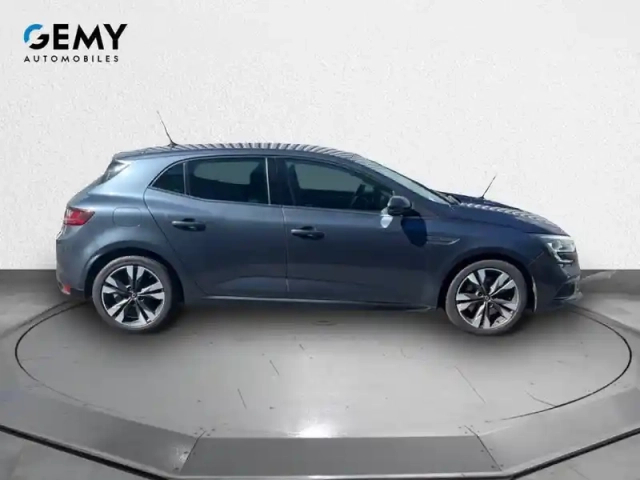 Renault Megane mégane iv berline dci 165 energy edc — photo 4