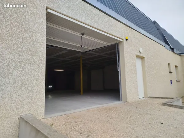 Entrepôt 168 m² Les Abrets en Dauphiné