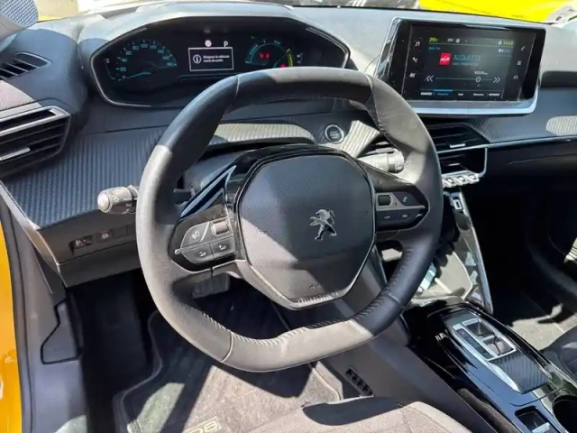 Peugeot 208 electrique 50 kwh 136ch — photo 9