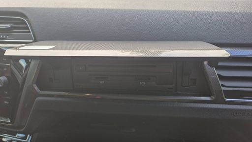Volkswagen Touran 1.0 TSI 115 - Connect – 2019 – 91222 km – Essence – Boîte Manuelle — photo 8