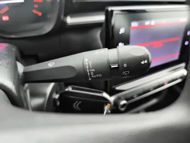 Citroën C3 puretech 110 ch bvm6 max — photo 17