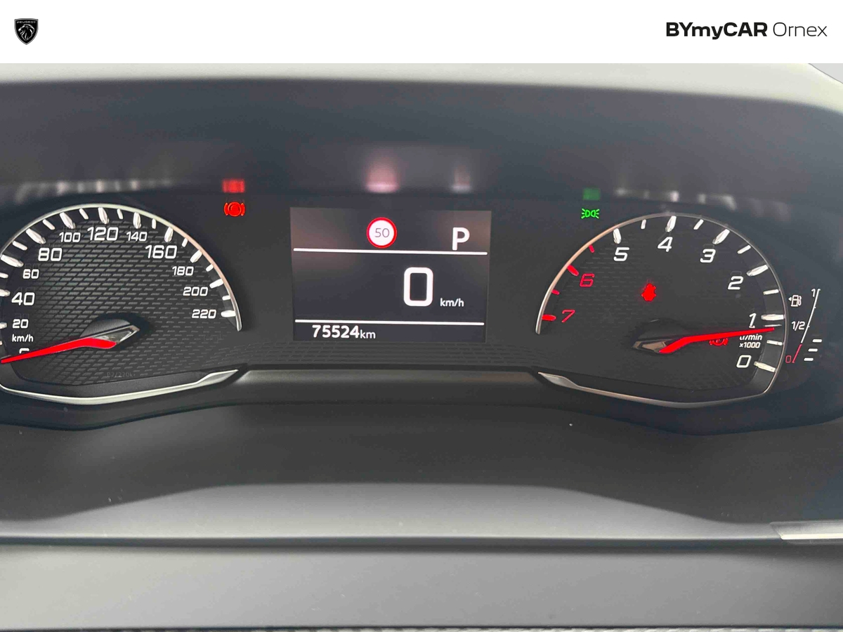 Peugeot 208 PureTech 100 S&amp;S EAT8 — photo 23