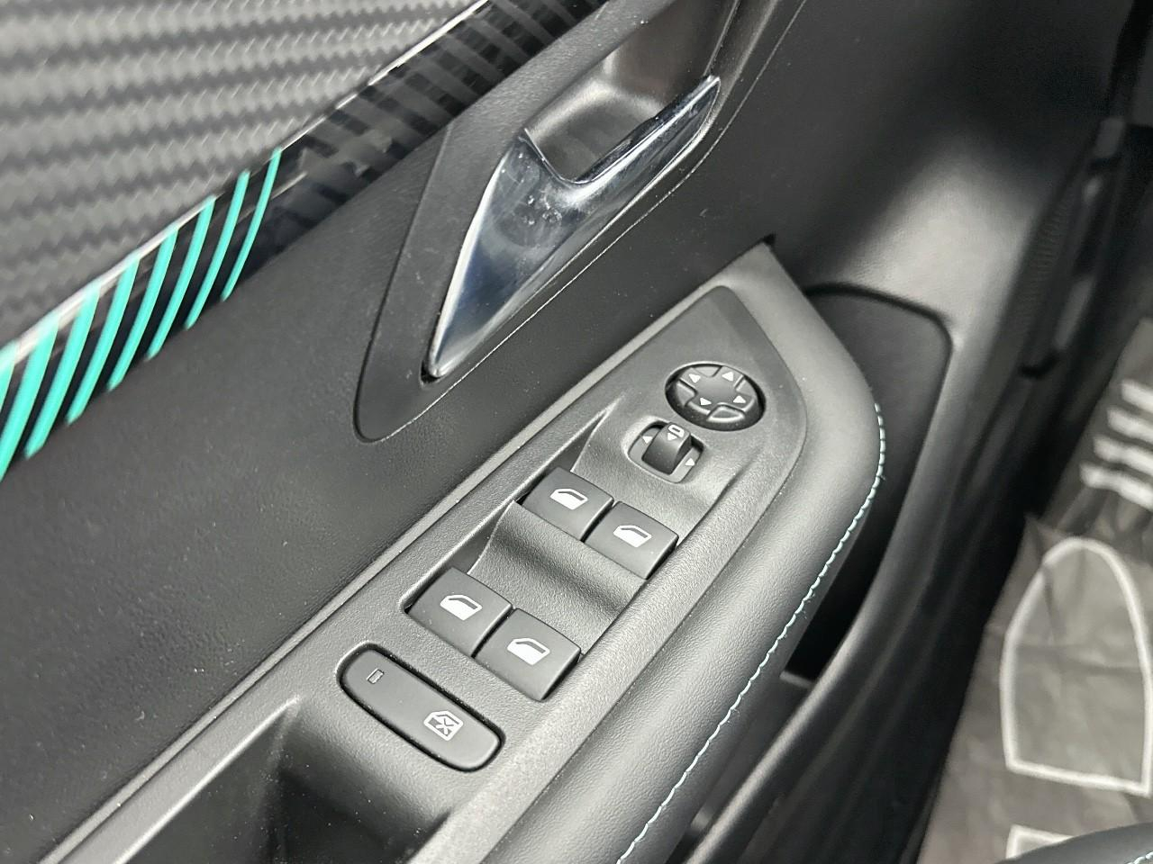 Peugeot 208 puretech 100 s&s bvm6 allure — photo 15