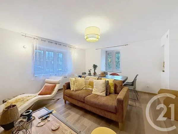 Appartement 2 pièces 79 m²