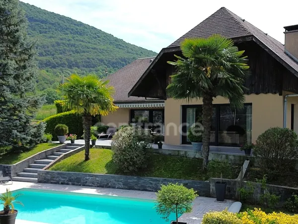 Maison 4 pièces 148 m²