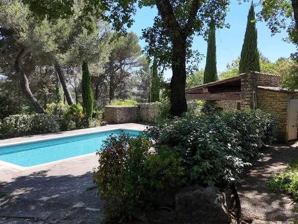 Maison 10 pièces 365 m²