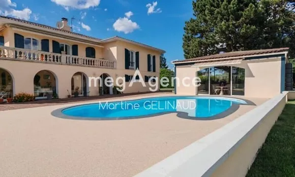 Maison Vente Fontcouverte 10p 217m² 451500€