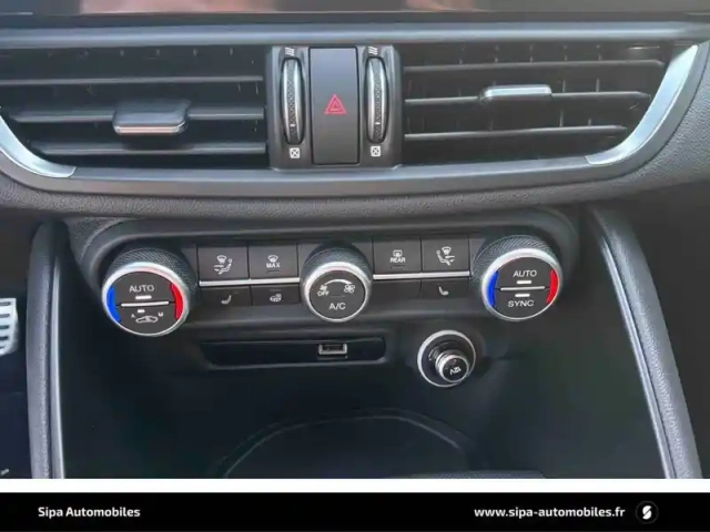 Alfa Romeo Giulia 2.2 210 ch at8 q4 — photo 79