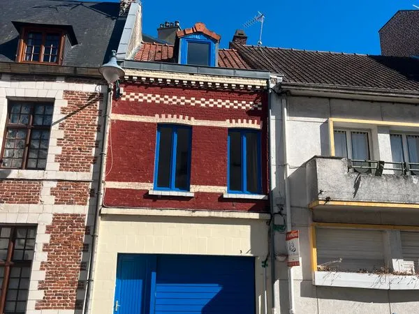 Maison Atypique hyper centre Arras avec garage