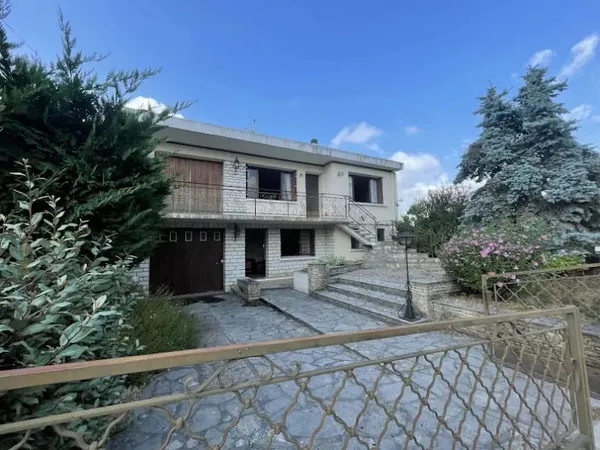 Maison 6 pièces 143 m²
