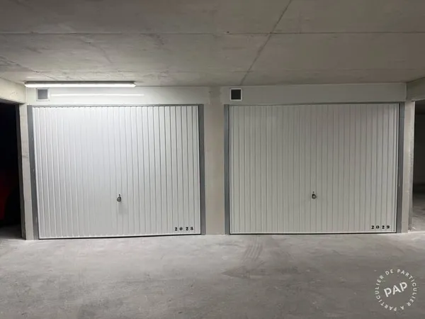 Garage/Parking