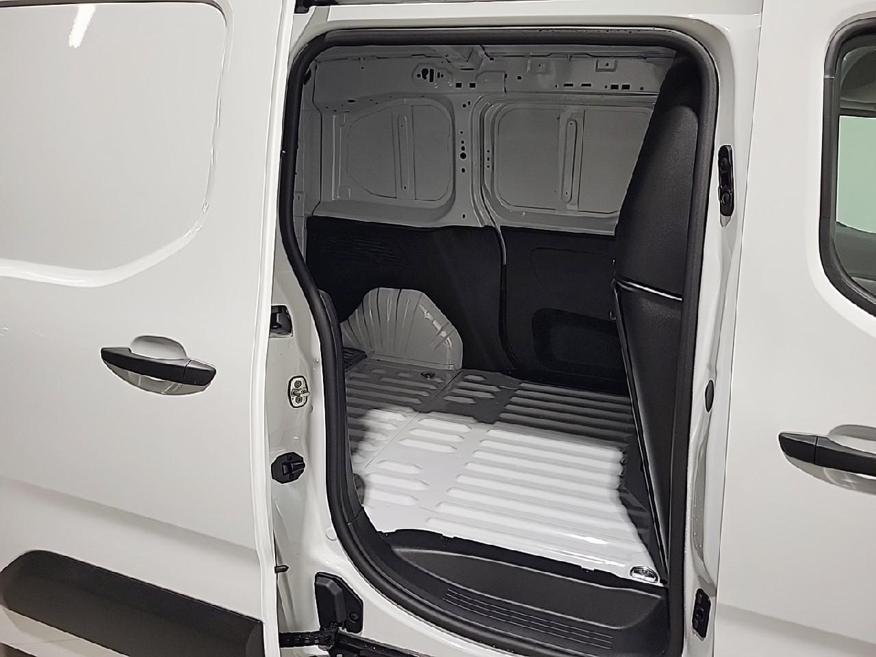 Citroën Berlingo van m diesel 100 ch manuelle — photo 13