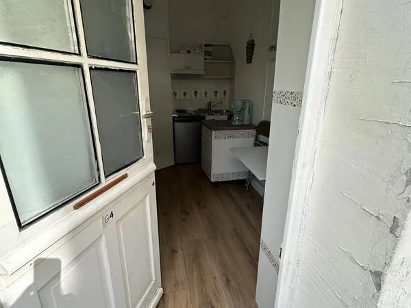 Studio 1 pièce 14 m²