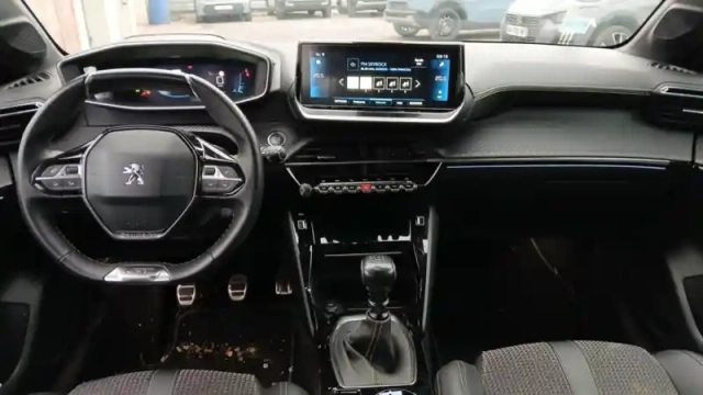 Peugeot 208 puretech 100 s&amp;s bvm6 — photo 117
