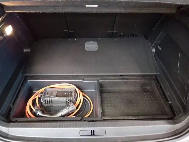 Citroën C5 Aircross hybride rechargeable 180 e-eat8 — photo 62