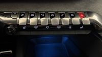 Peugeot 3008 Plug-in Hybrid4 300ch GT e-EAT8 — photo 26