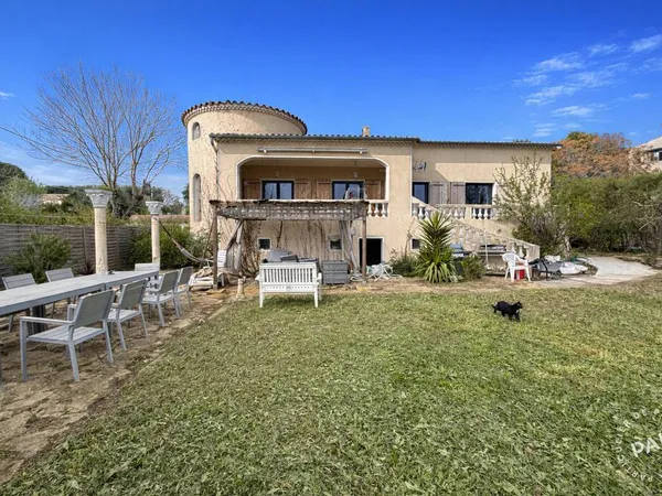 Maison 5 pièces 140 m²