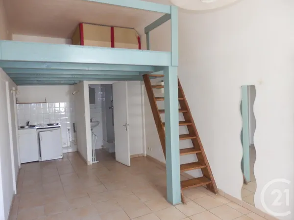 Studio 1 pièce 21 m²