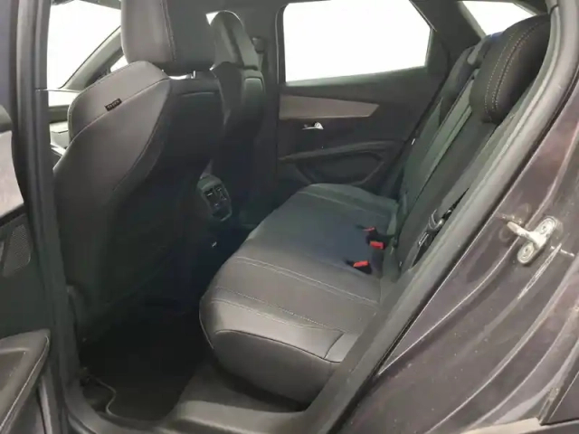 Peugeot 3008 puretech 130ch s&amp;s eat8 — photo 15