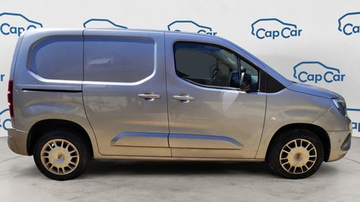 Opel Combo Cargo M 1.5 D 130 - Elegance – 2021 – 65417 km – Diesel – Boîte Manuelle — photo 12