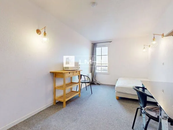 Studio 1 pièce 17 m²