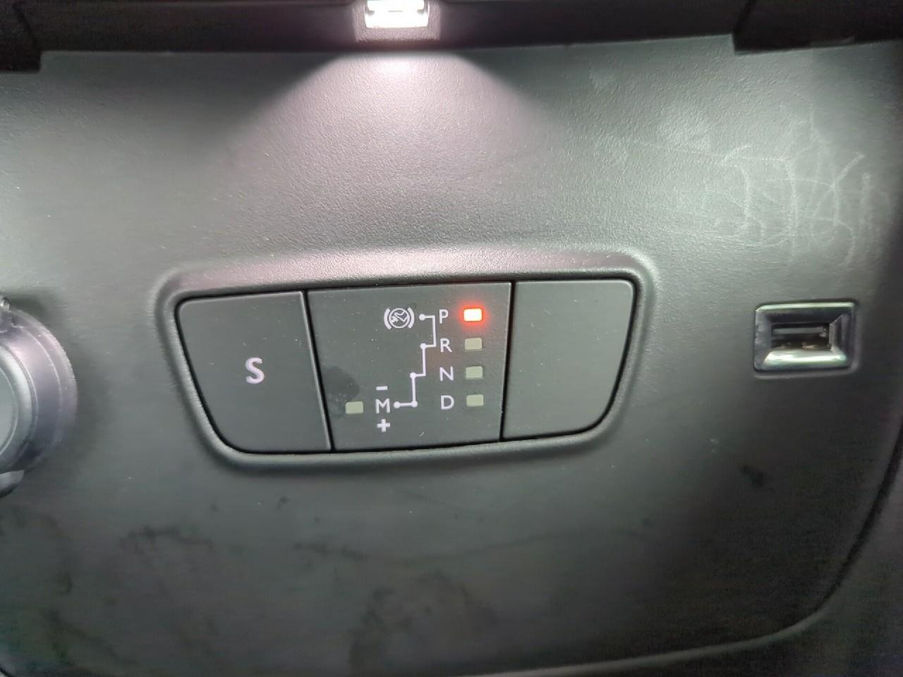 Citroën C3 Aircross puretech 130 s&s eat6 max — photo 27