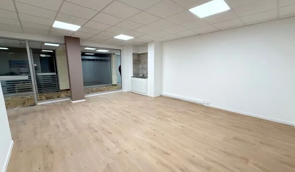 Local commercial 32 m²