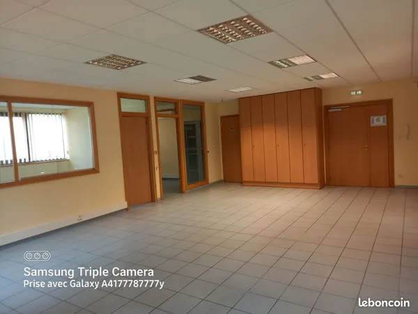 Bureaux à louer 125 m2 Illkirch-Graffenstaden