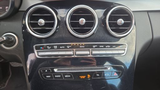 Mercedes Classe C 180 156 7G-Tronic - Sensation – 2015 – 119000 km – Essence – Boîte Automatique — photo 46