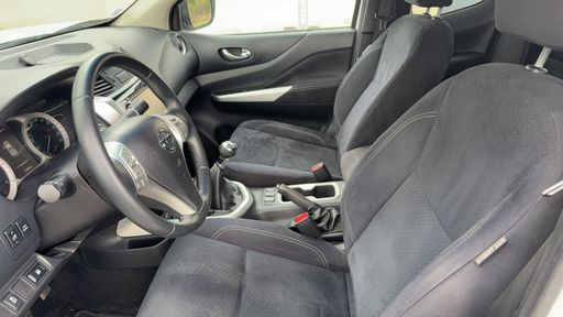 Nissan NP300 Navara 2.3 dCi 160 King Cab 4WD - N-Connecta – 2016 – 71806 km – Diesel – Boîte Manuelle — photo 15