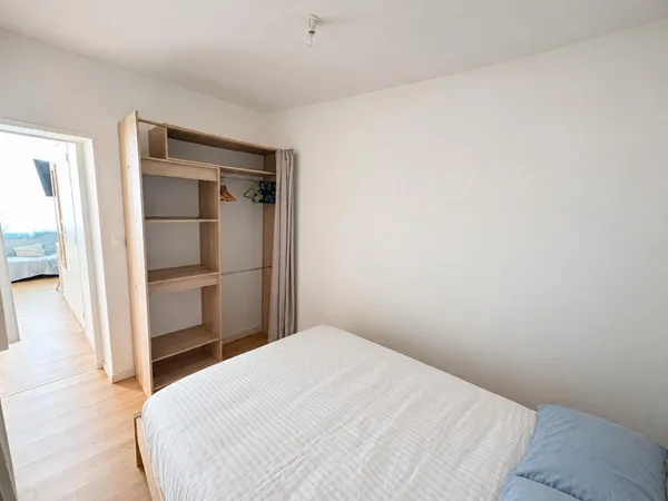 Studio meublé loué en plein centre-ville