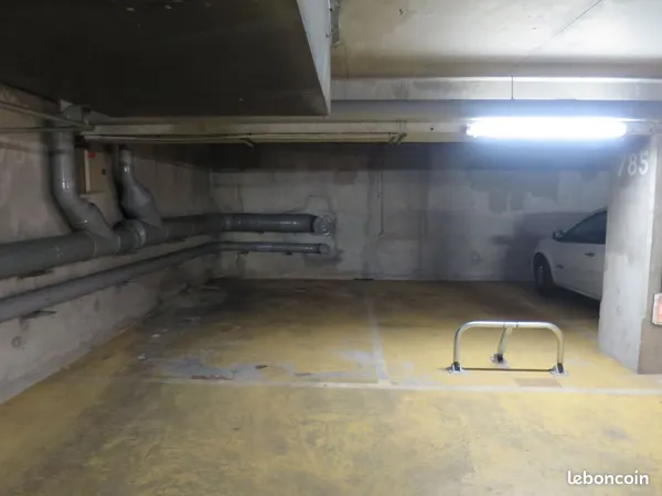 Loue parking 10m² Levallois-Perret