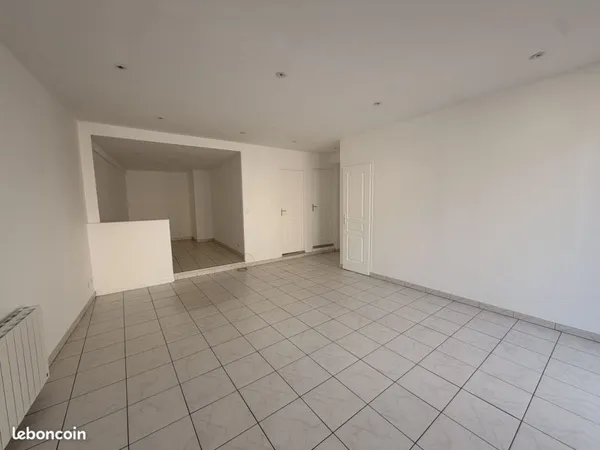 Local commercial 70 m² Neufchâtel-en-Bray