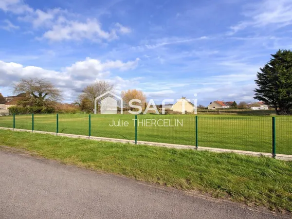 Terrain constructible de 1 393 m²
