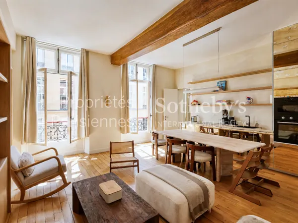 Charmant appartement de 2 chambres rénové sur l'île Saint-Louis
