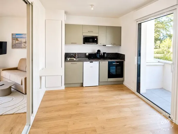 Studio 1 pièce 25 m²
