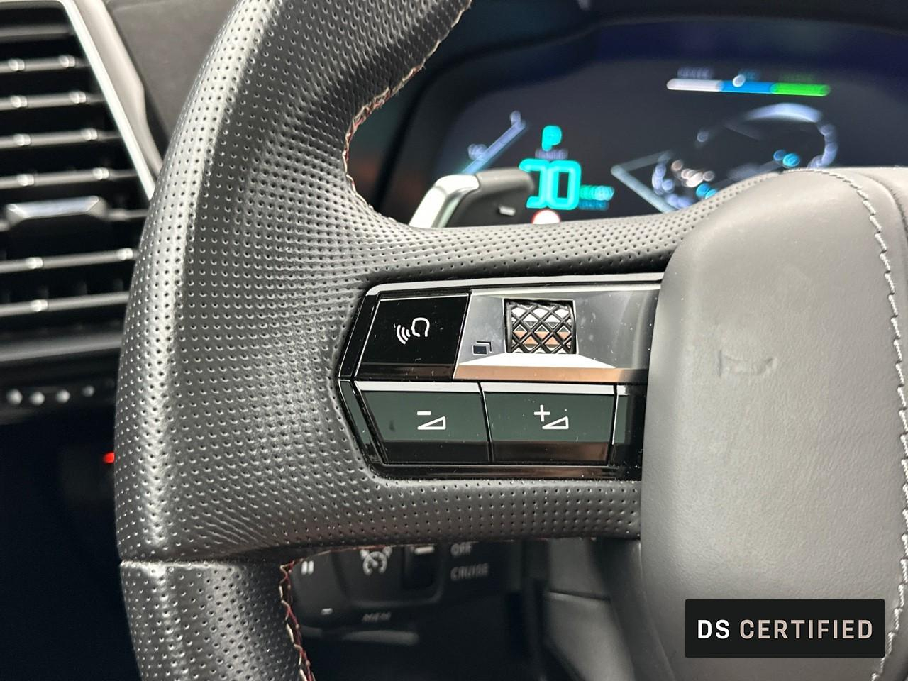 Ds Ds 7 crossback crossback hybride e-tense 300 eat8 4x4 performance — photo 21