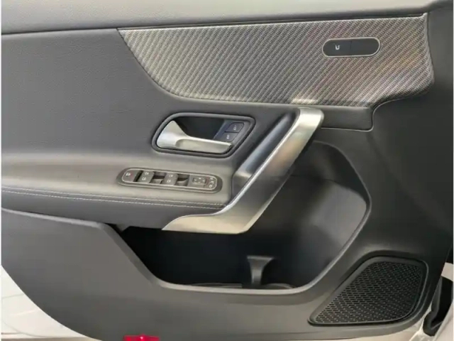 Mercedes Classe A 180 d progressive line — photo 19
