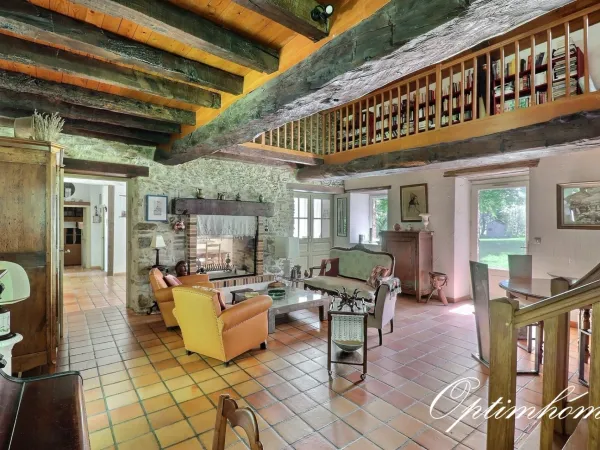 Propriété 8 pièces 205 m²